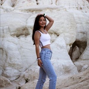 Meet your Posher, Kayla